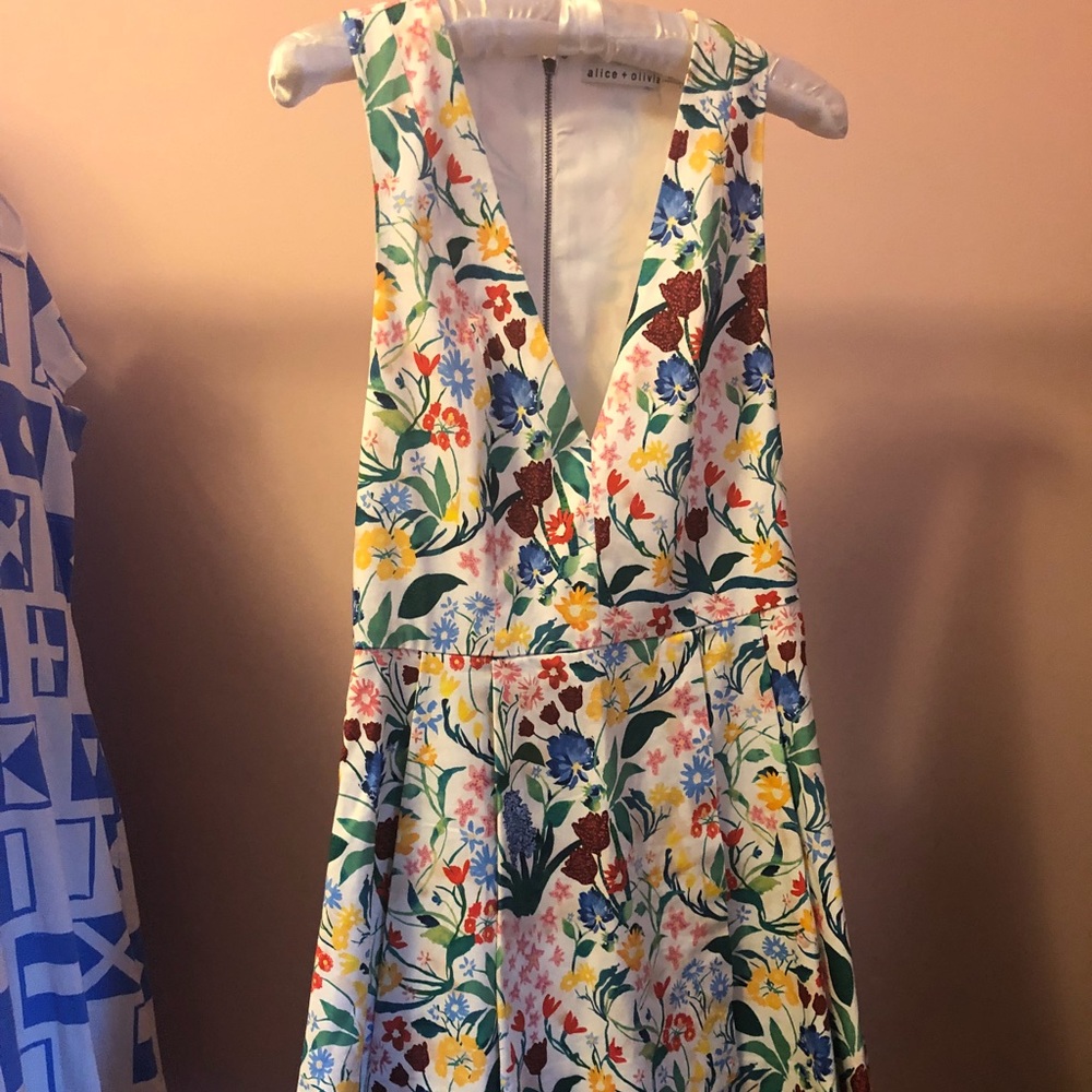 Alice Olivia Tanner floral asymmetrical Dress